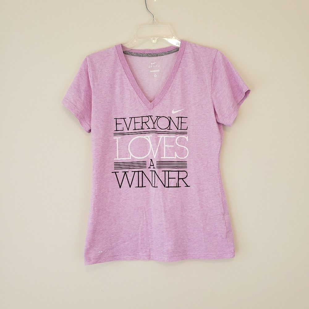 Nike Purple V-Neck T Shirt Everyone Loves Winner Graphic Tee Shirt Size Medium